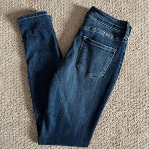 KanCan Curvy Dark Wash 5 Button Closure Skinny Jean